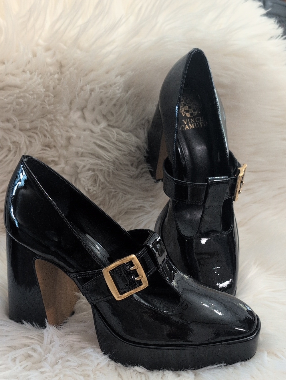 Vince Camito Platforms Pumps